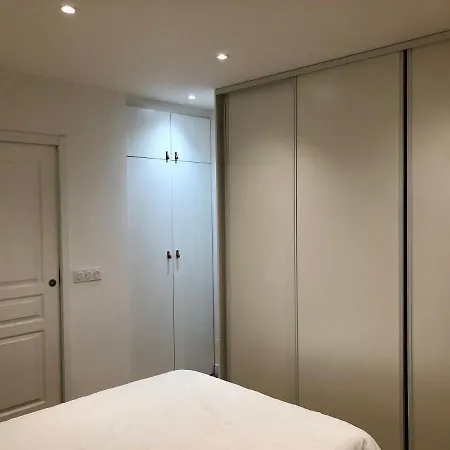 Апартаменты Rare D'architecte En De Montmartre