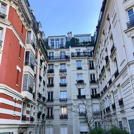 Apartment Rare D'architecte En De Montmartre *