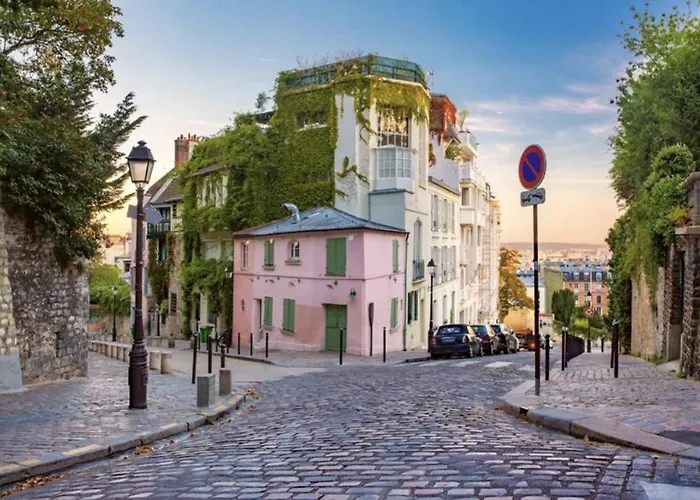 Apartment Rare D'architecte En De Montmartre Paris