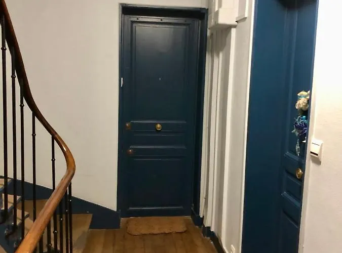 Apartment Rare D'architecte En De Montmartre *